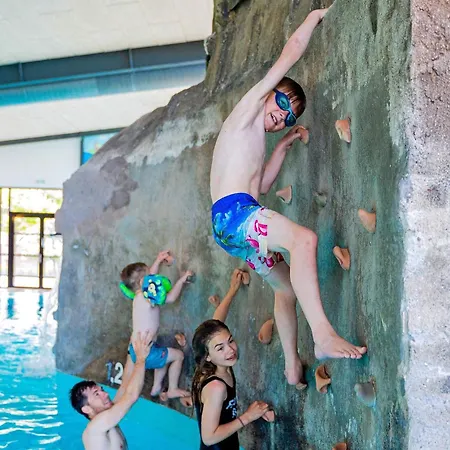 6 Person On A In Bl Vand Holiday home