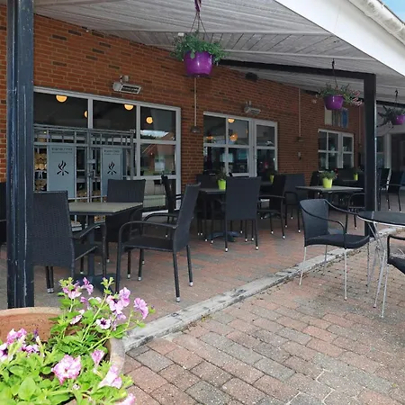 Charming 4-person Getaway Holiday home *